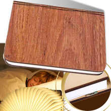 Carica l'immagine nel visualizzatore di Gallery, Lampada da lettura ricaricabile in legno - Ozerty