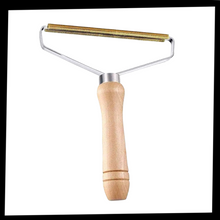 Carica l'immagine nel visualizzatore di Gallery, Rimuovi-peli di animali domestici in legno - Ozerty