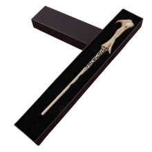 Carica l&#39;immagine nel visualizzatore di Gallery, Bacchetta magica spara-fuoco di harry potter
