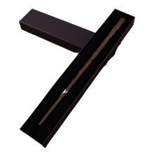 Carica l&#39;immagine nel visualizzatore di Gallery, Bacchetta magica spara-fuoco di harry potter
