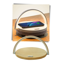 Carica l&#39;immagine nel visualizzatore di Gallery, Lampada da tavolo e caricabatterie wireless
