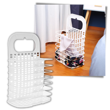 Carica l&#39;immagine nel visualizzatore di Gallery, Cesto da bucato pieghevole in plastica montabile a parete - Ozerty
