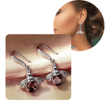 Carica l&#39;immagine nel visualizzatore di Gallery, Orecchini a forma di ape - Ozerty
