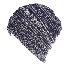 Carica l&#39;immagine nel visualizzatore di Gallery, Berretto per coda e chignon
