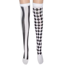 Carica l&#39;immagine nel visualizzatore di Gallery, Calze Compressori con Design Festivi per Halloween -Passato a scacchi - Ozerty
