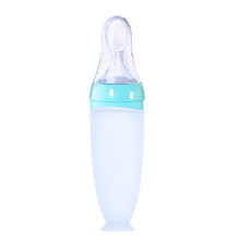 Carica l&#39;immagine nel visualizzatore di Gallery, Biberon anti-perdita con cucchiaio in silicone -Blu - Ozerty
