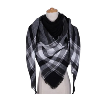 Carica l&#39;immagine nel visualizzatore di Gallery, Sciarpa in cashmere a quadri effetto mohair -Vienna - Ozerty
